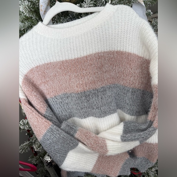 Shien Soft Knit Crew Neck Sweater - Picture 2 of 2